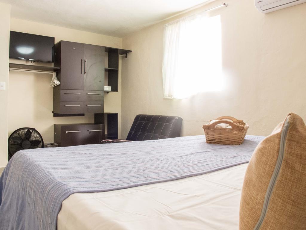 Whyz 4 You Private Rooms Puerto Morelos Rom bilde